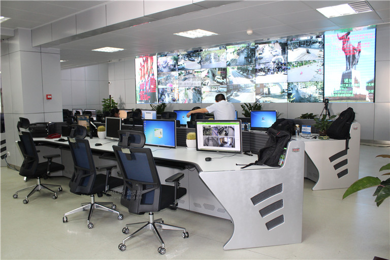 控制台，监控台，操作台