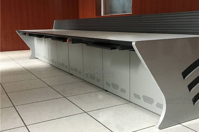 控制台，监控台，操作台